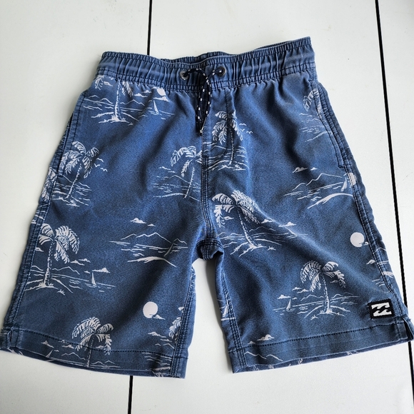 Lot Of 2 Boys Nordstrom Billabong Carter’s Blue Yellow Swim Trunks Shorts Sz 7 - Picture 2 of 9